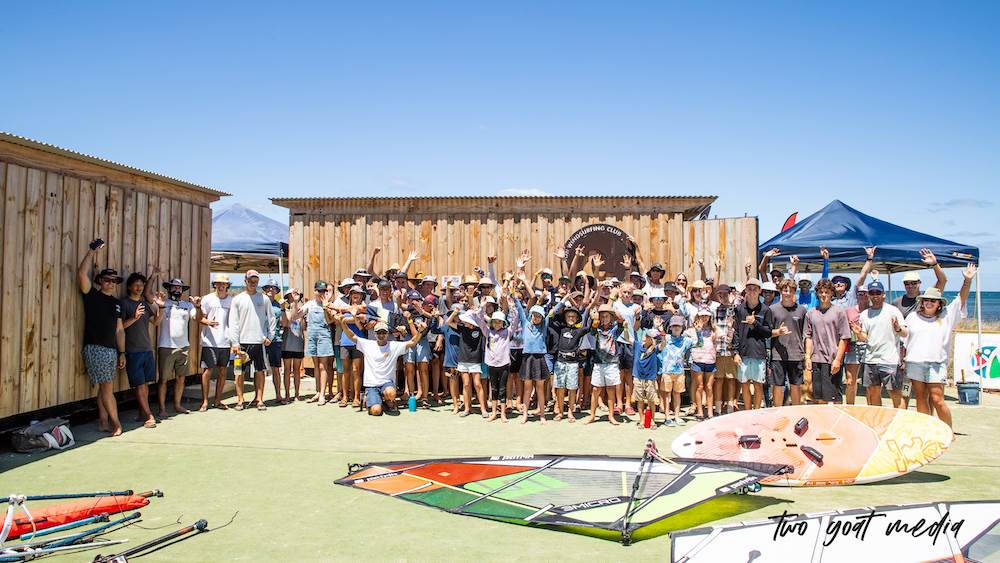 2024 Jaffle Shack Oceania Youth Wave Titles competitors and parents