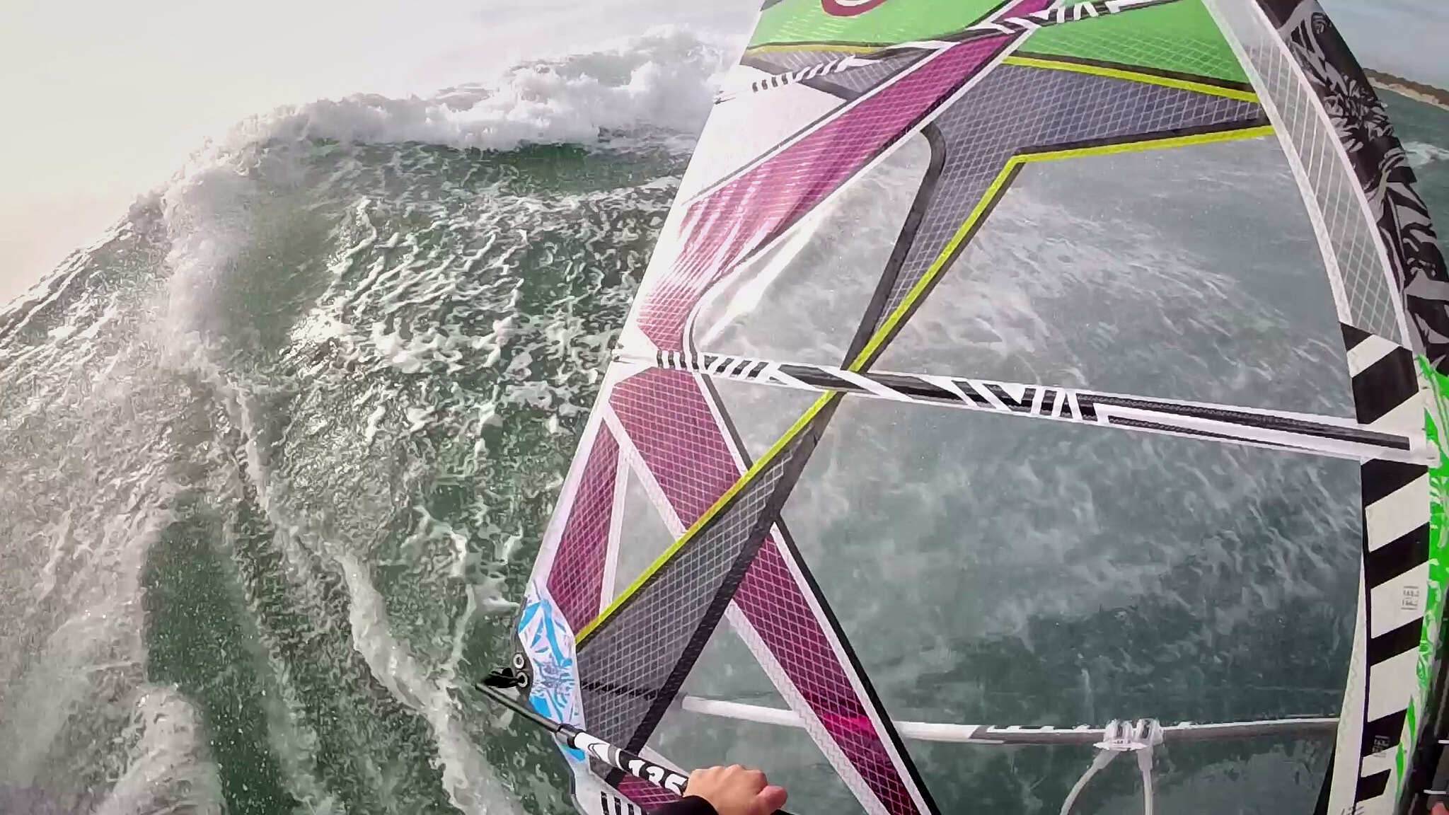 GX010474 - Wave Pocketstabilized - frame at 0m1s