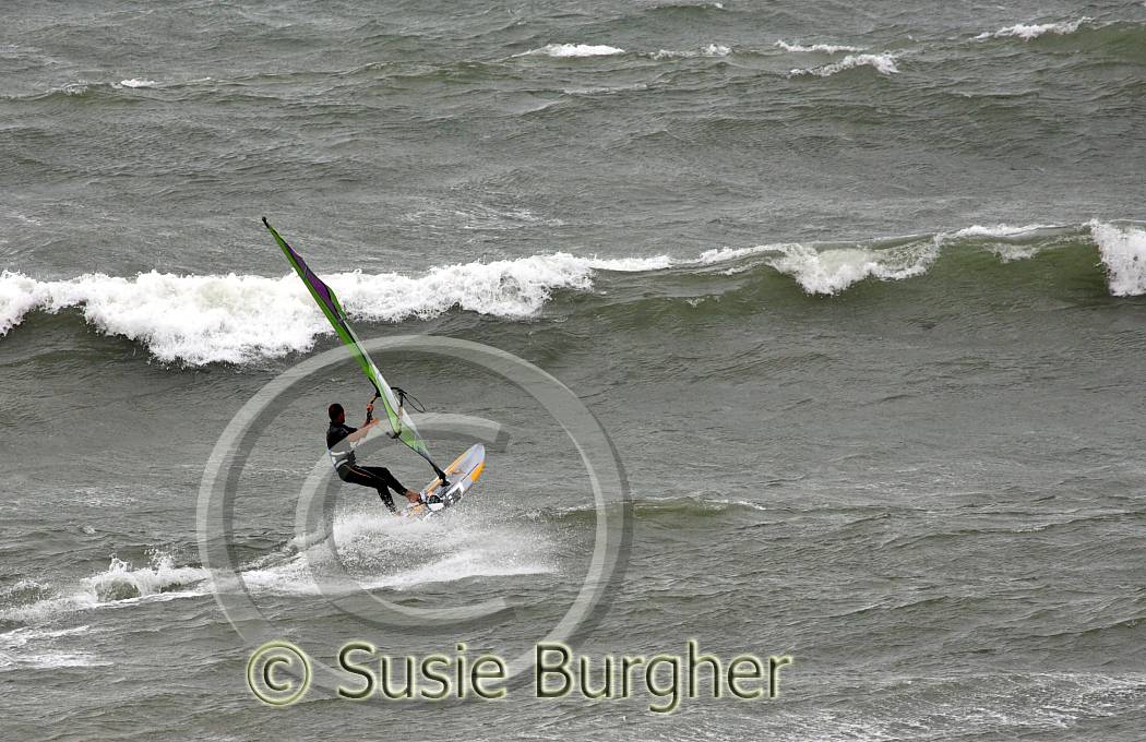 midcoast waves - Dean Ryles, ? and ?