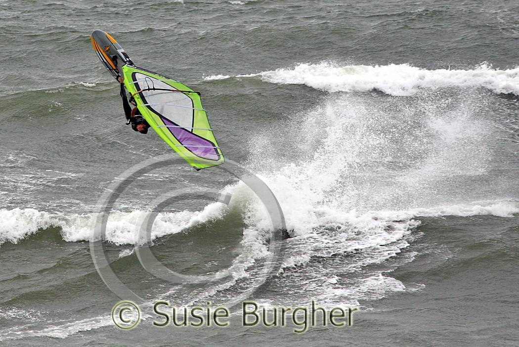 midcoast waves - Dean Ryles, ? and ?