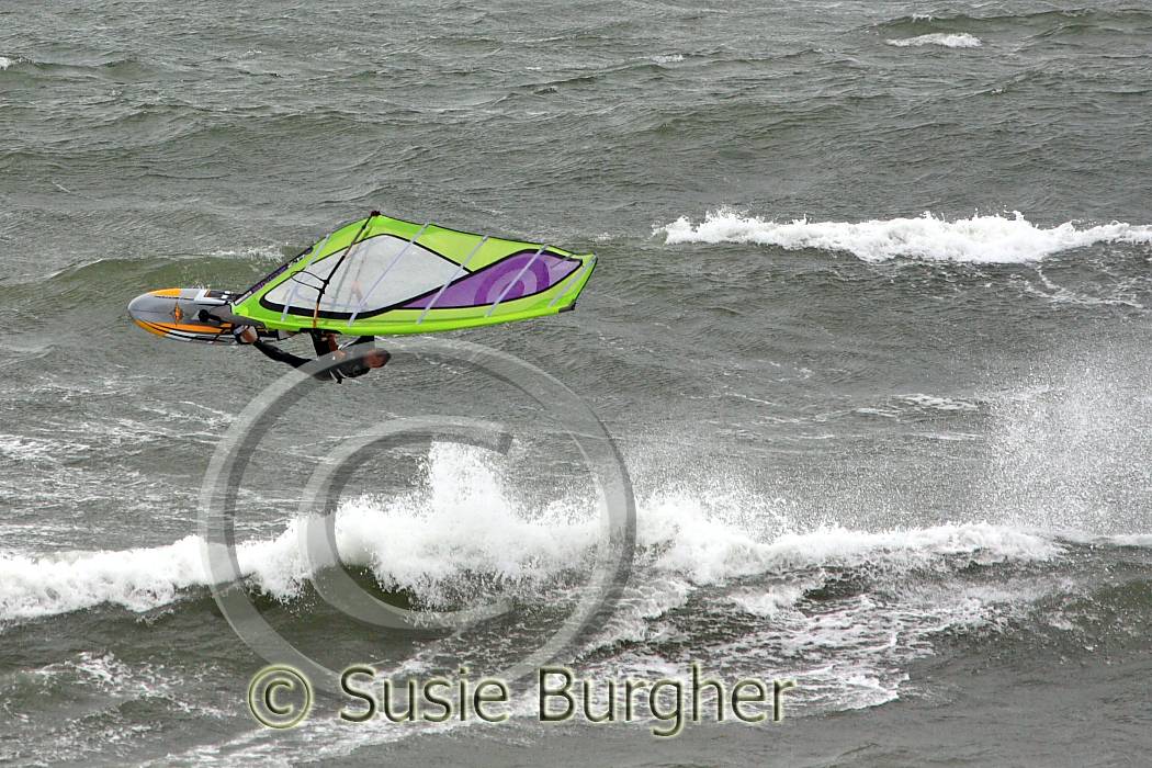 midcoast waves - Dean Ryles, ? and ?