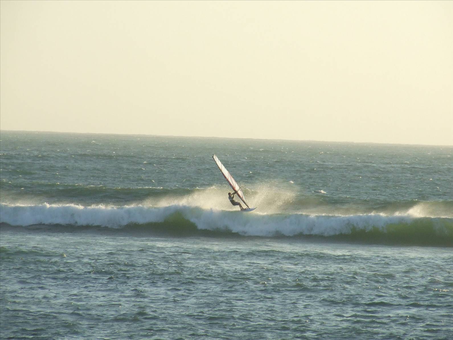 Ben AFP Boxing Kanga,South Lip Slide and Burrows looking into  Sunset  pipe to the big vag