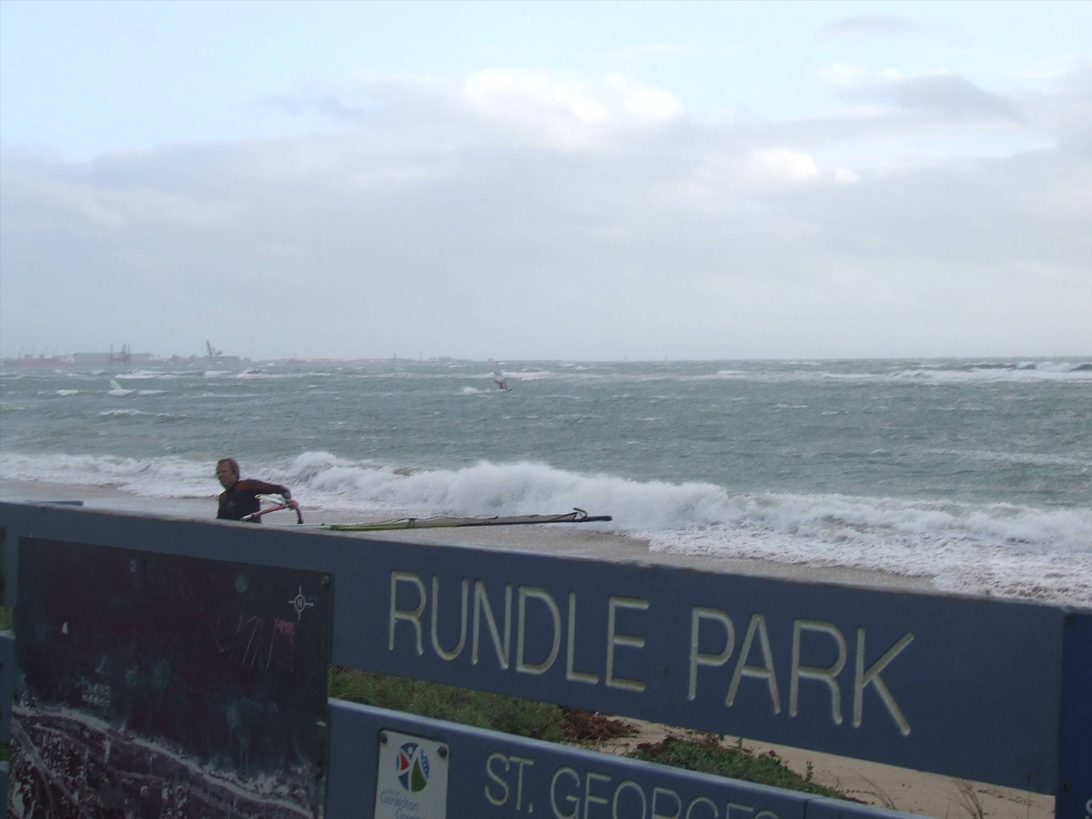 Geraldton  St Gerorges June 30 to 50 Knot onshore