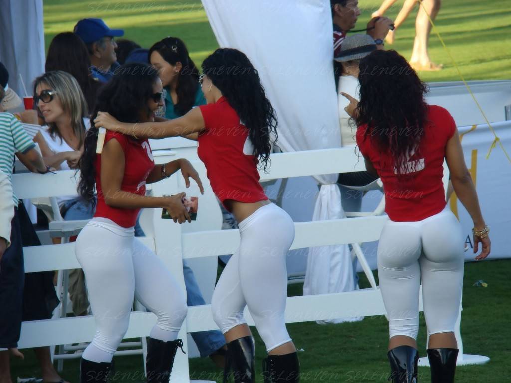 panama-cricket-games-have-the-best-booty-1024x768
