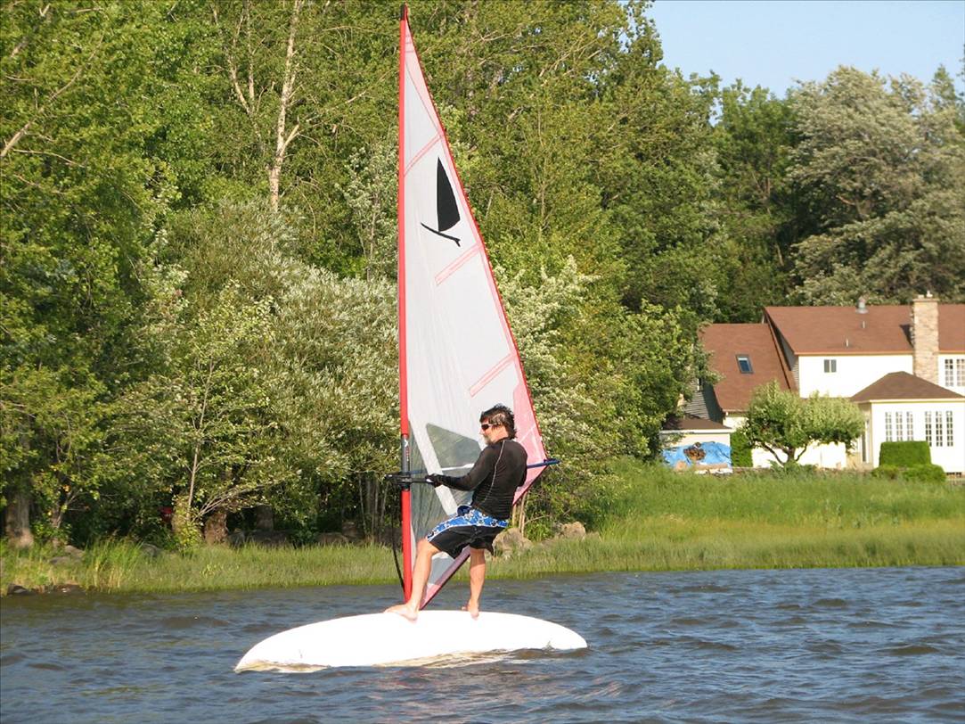 Railride on a Starboard SUP