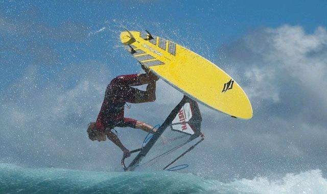 Naish 2011 Boards Tri Fin 01