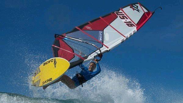 Naish 2011 Sails Session 01