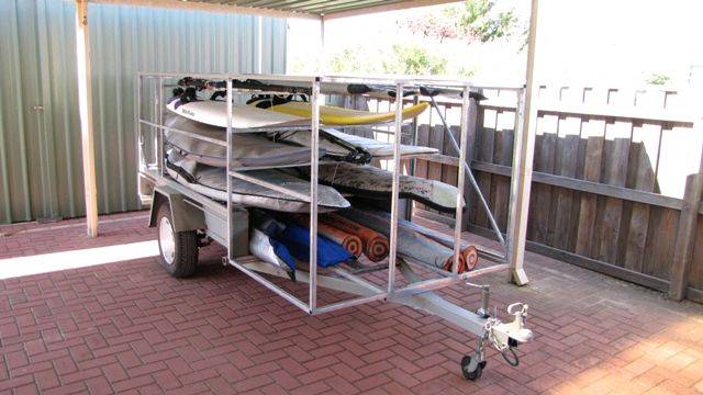 Naked trailer: frame built next step to clad it