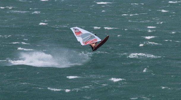 The Day it was to windy for RSX so we got out 3.5's and 68L waveboards and sailed in 50 knots +