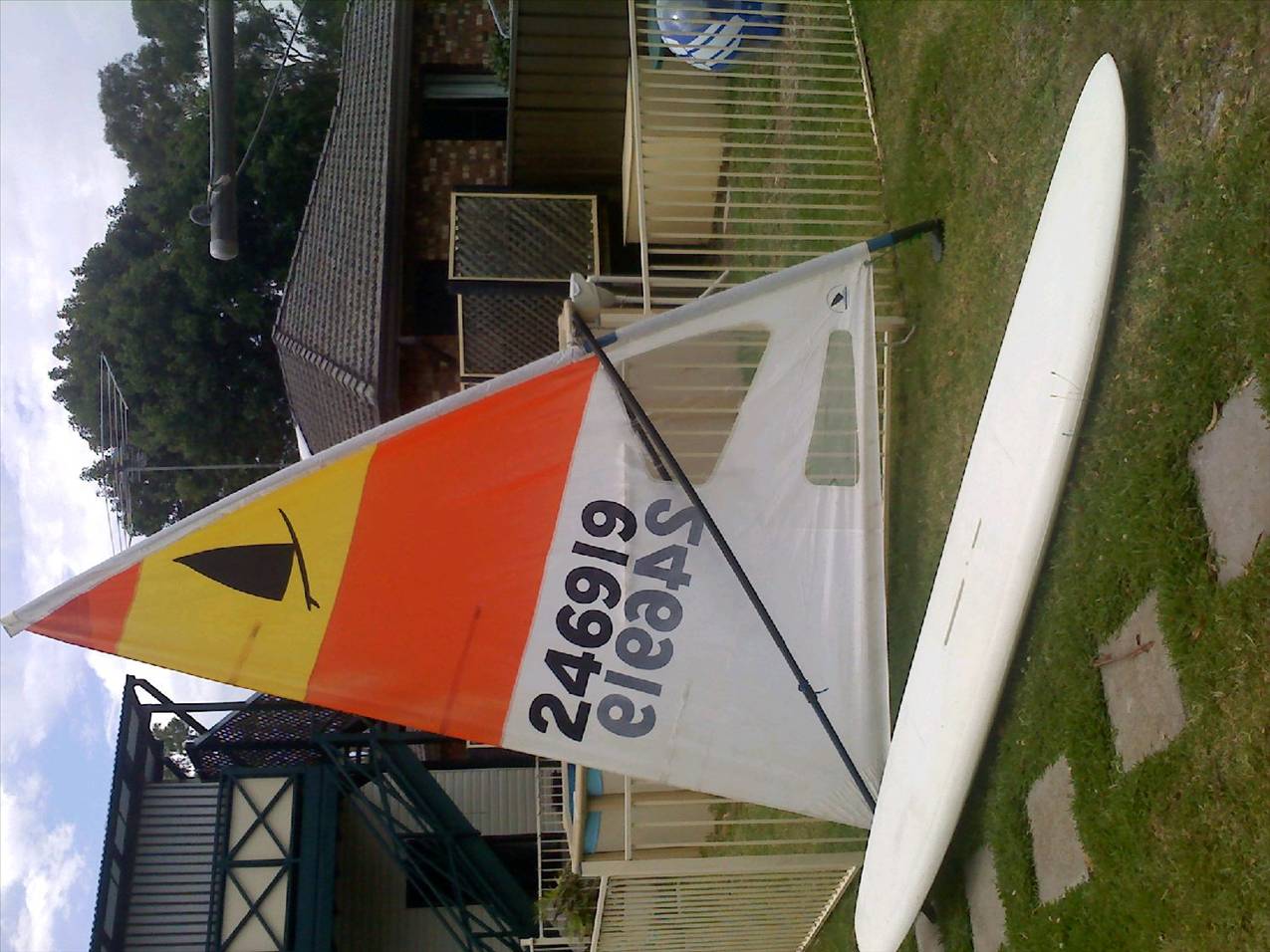 old winsurfer - missing centreboard