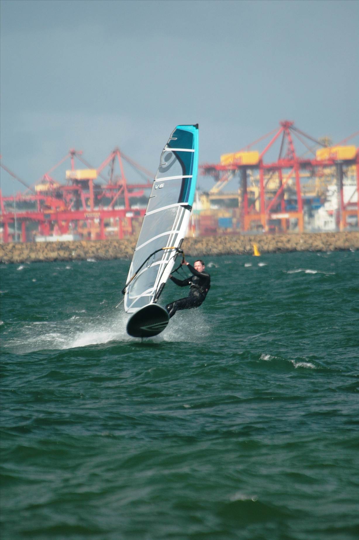 M - Windsurfing