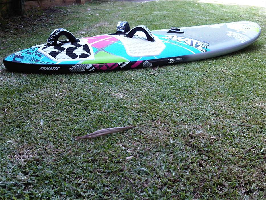 Not much rocker anywhere :-)