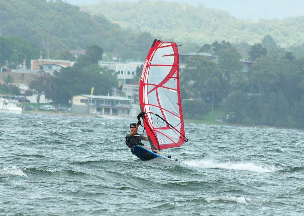 Valentine Dec 27th 2011 - 25-30kts SSW