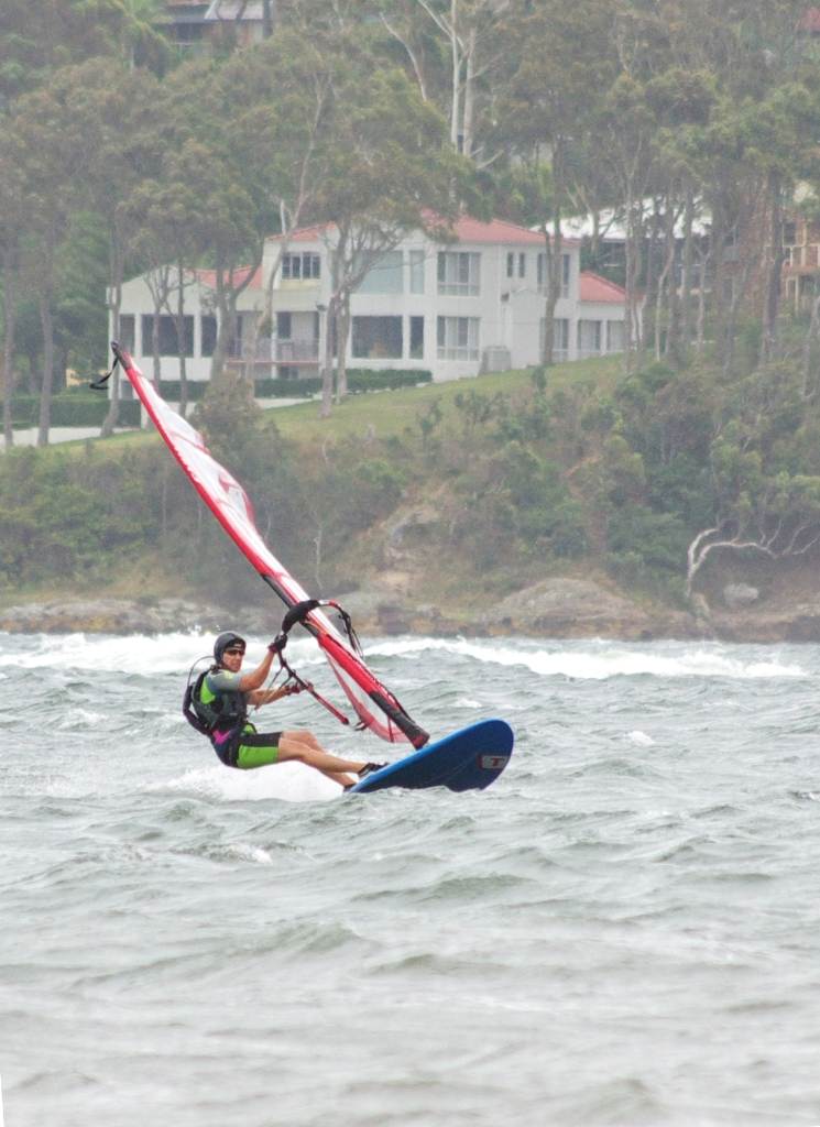 Valentine Dec 27th 2011 - 25-30kts SSW