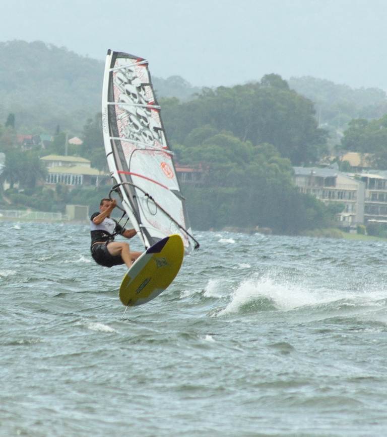 Valentine Dec 27th 2011 - 25-30kts SSW