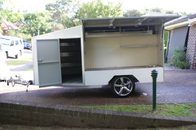 Ultimate Windsurfing Trailer