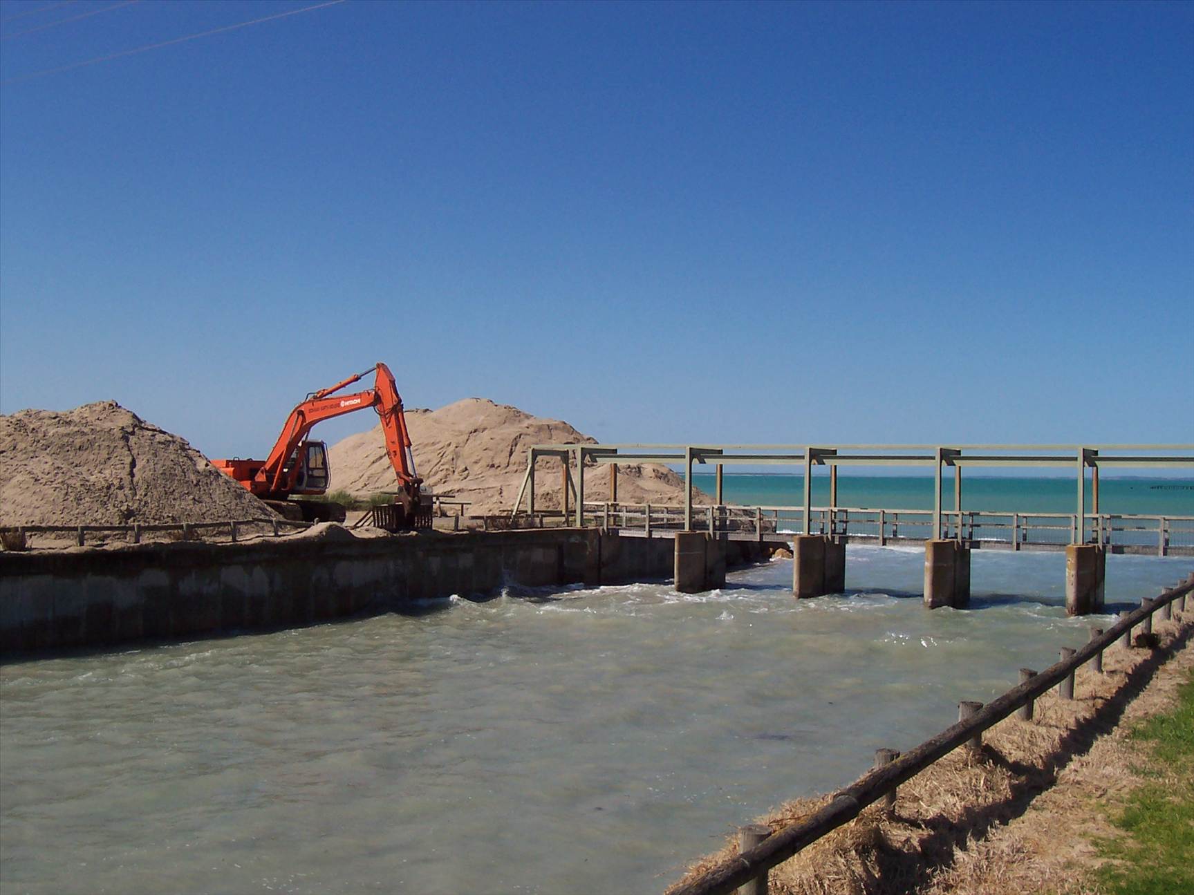 beachport lake sept. 001