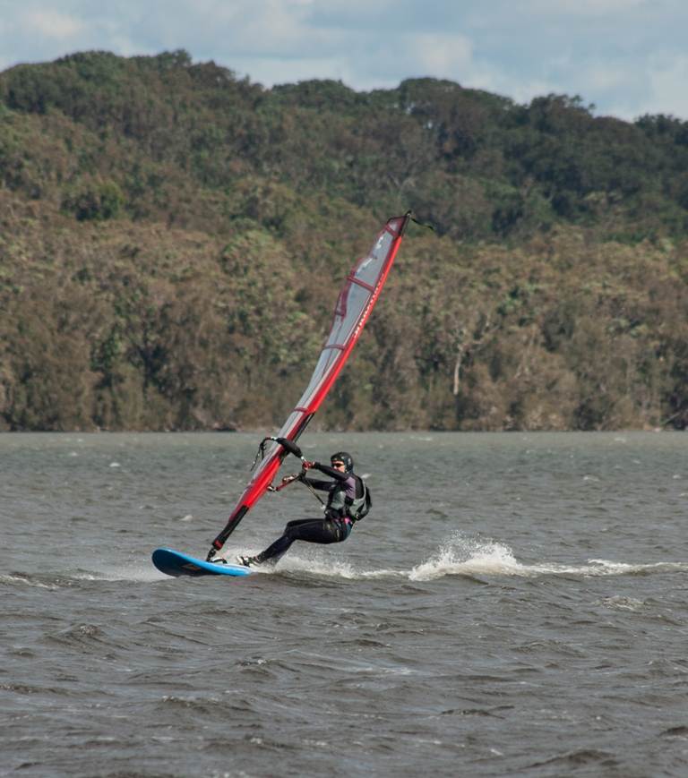 Canton 18-8-12 20 -30kt WNW