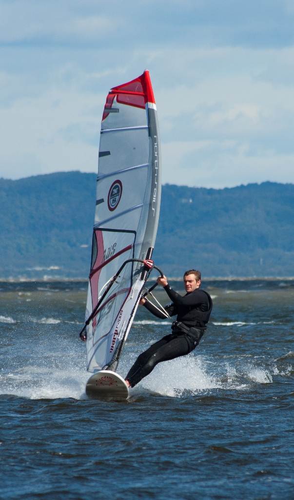 Canton 18-8-12 20 -30kt WNW