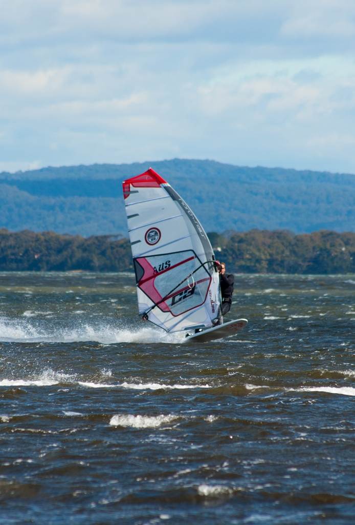 Canton 18-8-12 20 -30kt WNW