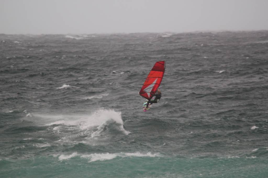 Duncan Sailing Maroubra Beach in a Southerly