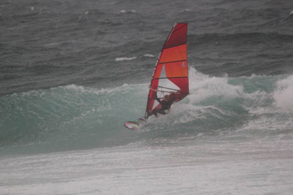 Duncan sailing Maroubra Beach in a Southerly