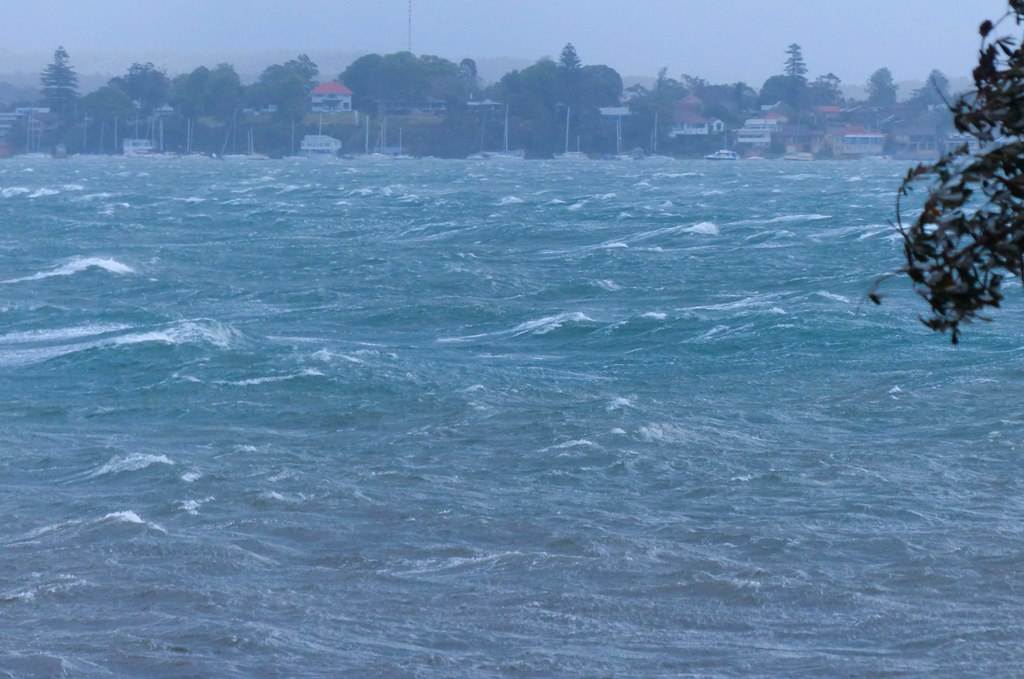 Valentine big Monday 22nd Oct 12 - 30kts -45kts