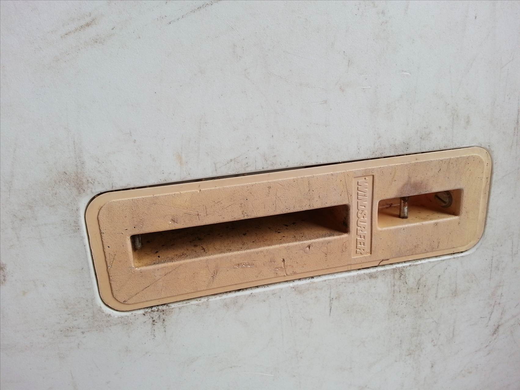 Looking for mast holder