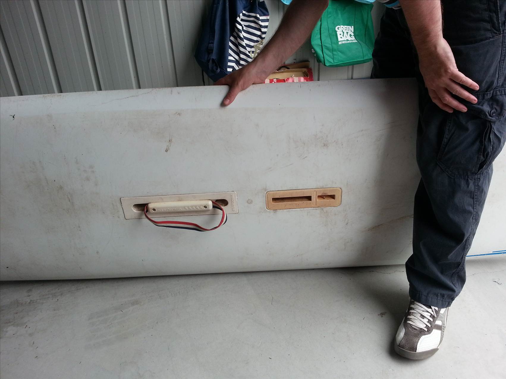 Looking for mast holder