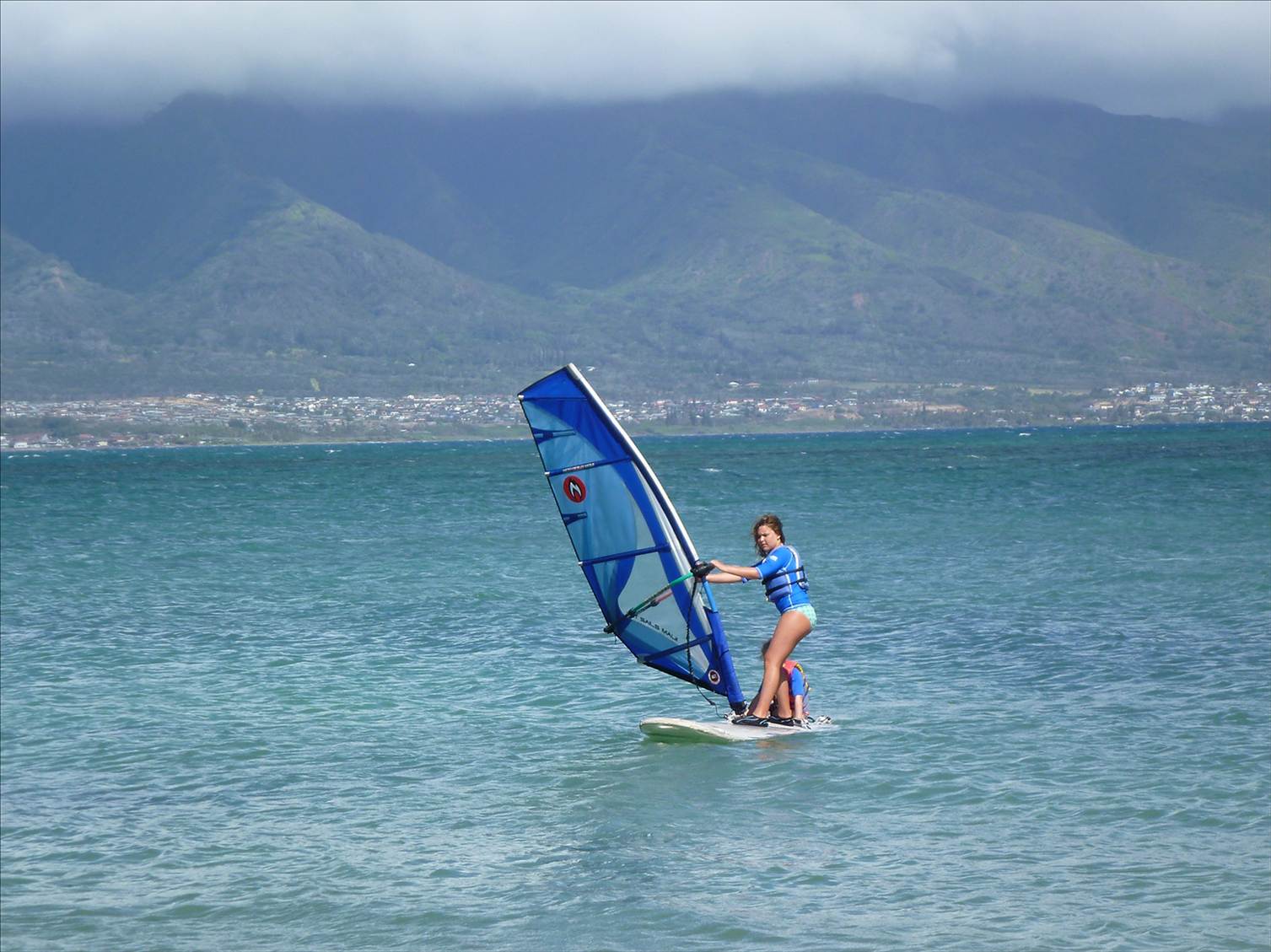 kids windsurfing