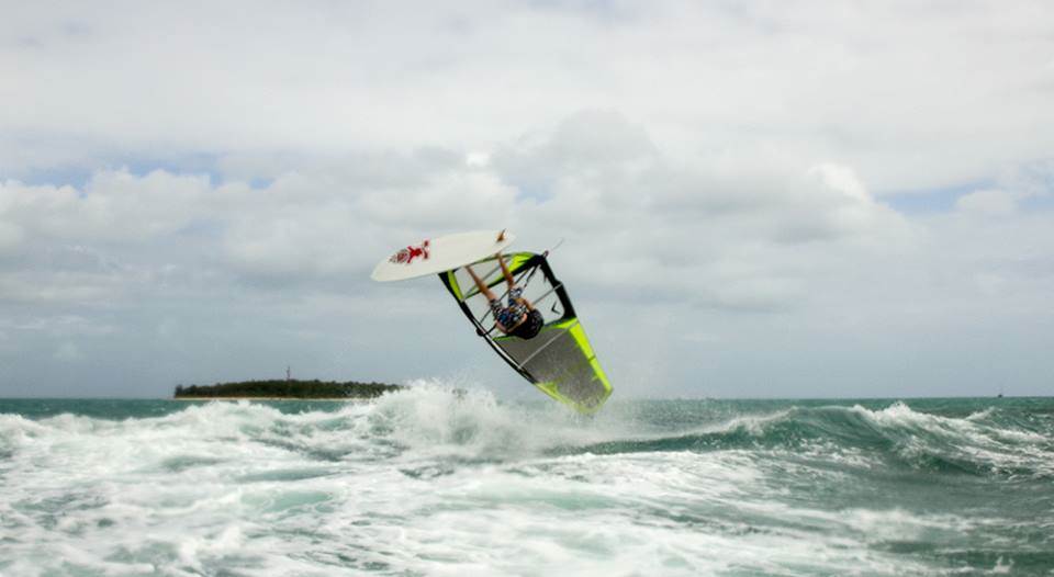 no waves on the reef