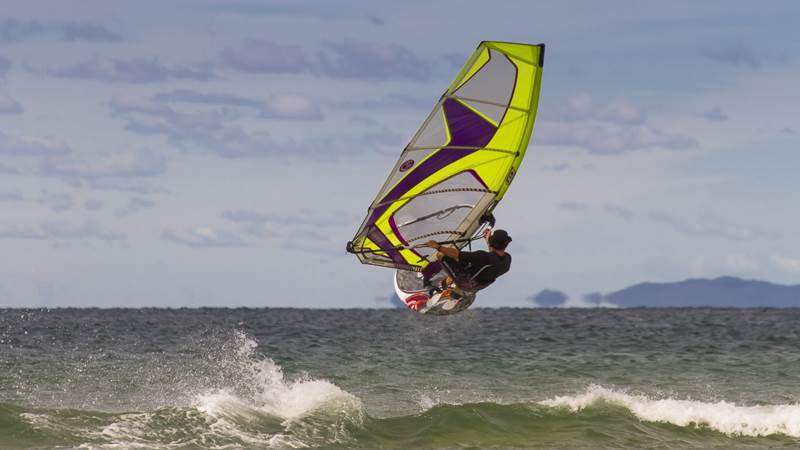 caloundra bar in a westerly