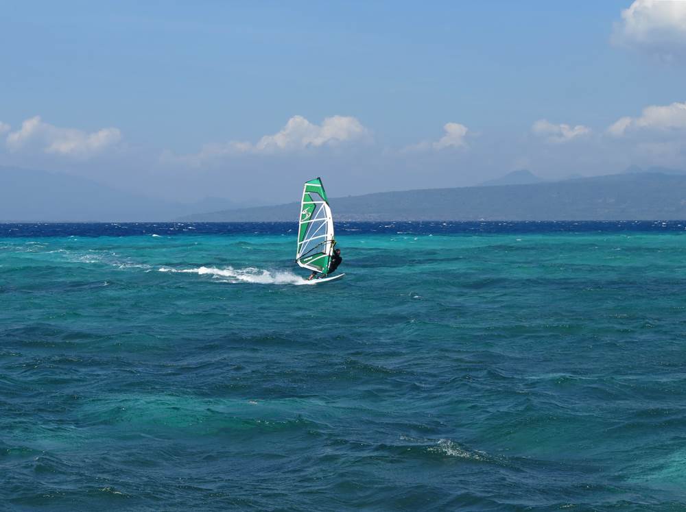 windsurfing at pulau tabuhan