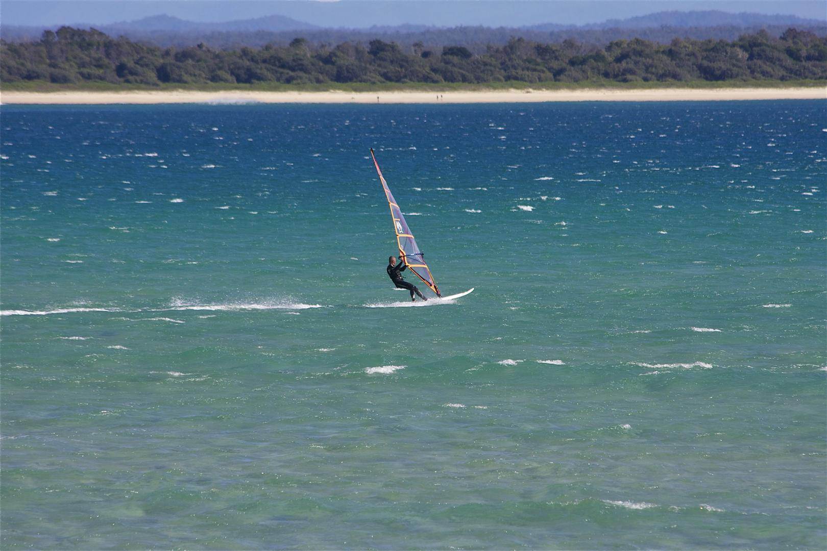 tiral bay winter s-wester