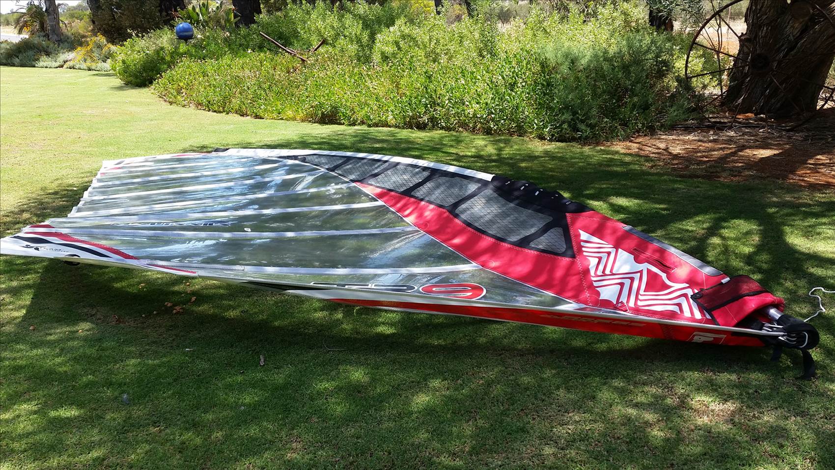 TR9 5.9 rigged on RDM CC mast