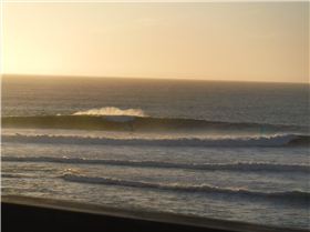 Sat first heats / late sun and Monday offshore