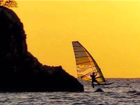 12919677 1068877433155778 3152834017695322033 n