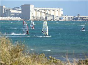 Gero   Onshore Moderate winter front