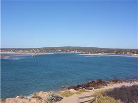 Kalbarri - River and Break