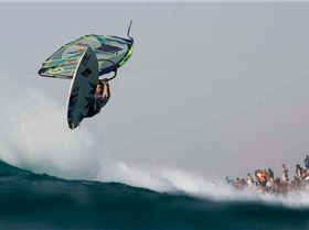 Seadi shows off his twin fins