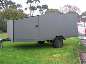 windsurfing trailer