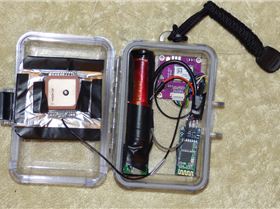 Mats proto GPS in open case