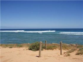 More white lines at The Gloo