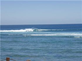 More white lines at The Gloo