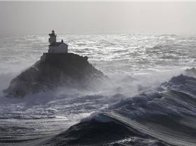Waves, Wind, but shitty launch