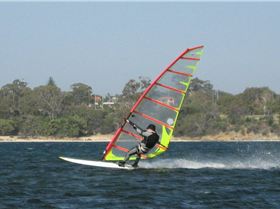 yoyo at pt walter-home turf