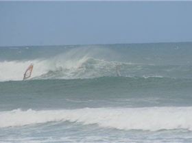 NZ wave Champs, Kina Rd, Taranaki, Easter 08
