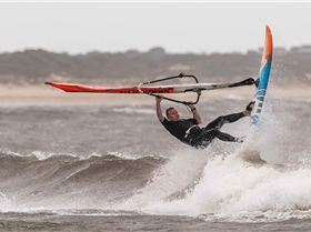 Point Danger windsurfing 19 Feb 2020