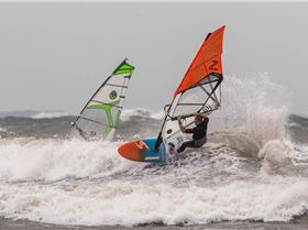 Point Danger windsurfing 19 Feb 2020
