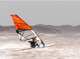 Point Danger windsurfing 19 Feb 2020
